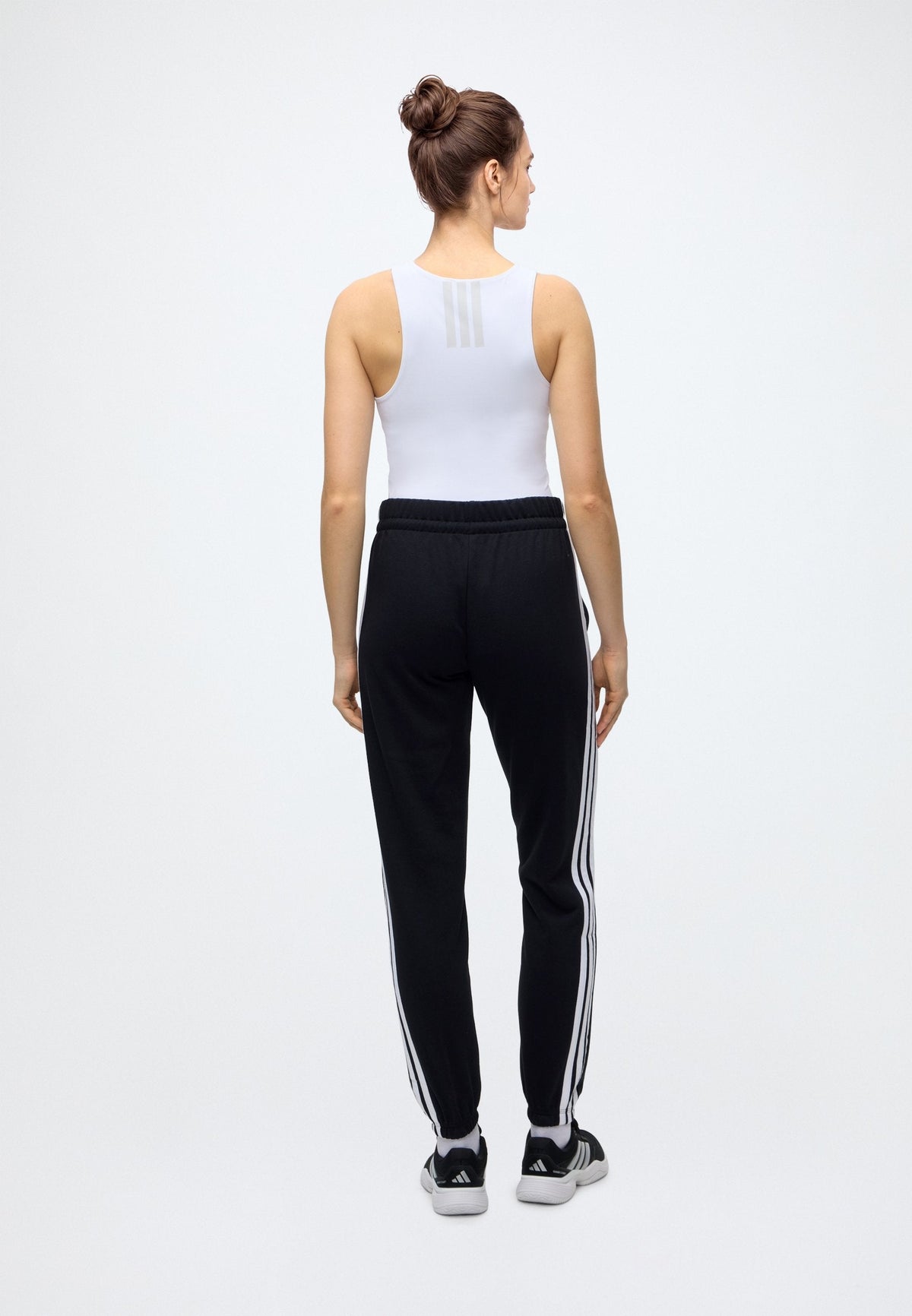 adidas Sportswear Essentials 3 Stripes Cuffed Pants – Pantaloni della tuta Donna