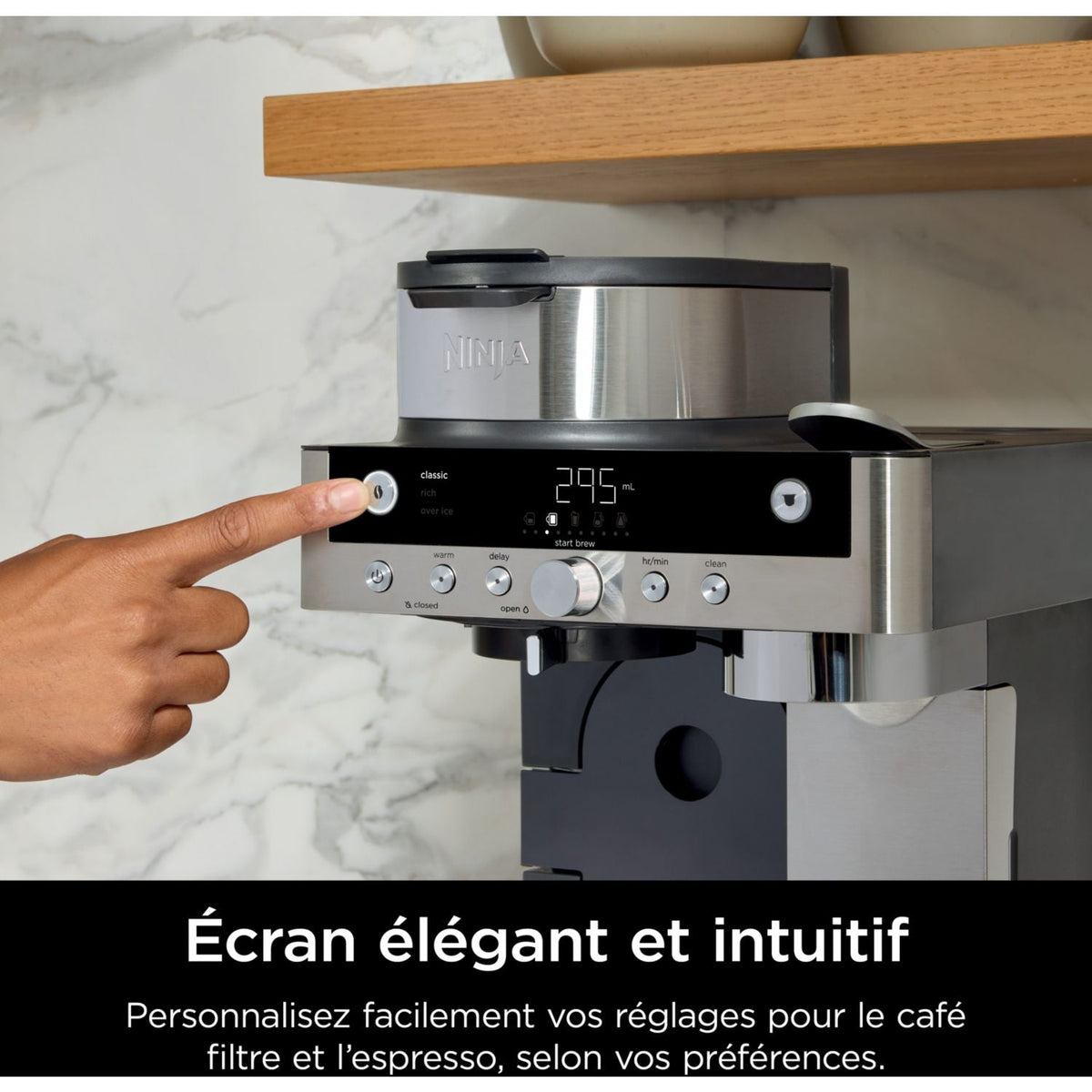 Macchina da caffè a filtro e capsule Ninja con montalatte integrato CFN803EU