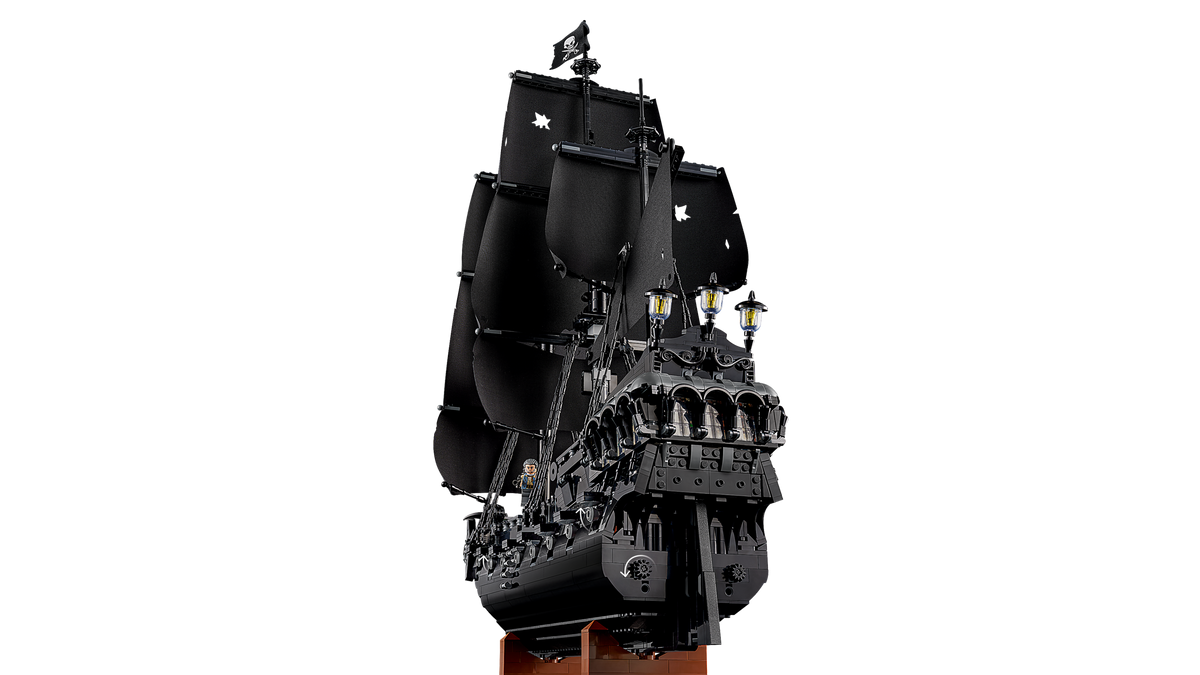LEGO® Icons – La nave pirata del capitano Jack Sparrow (10365)