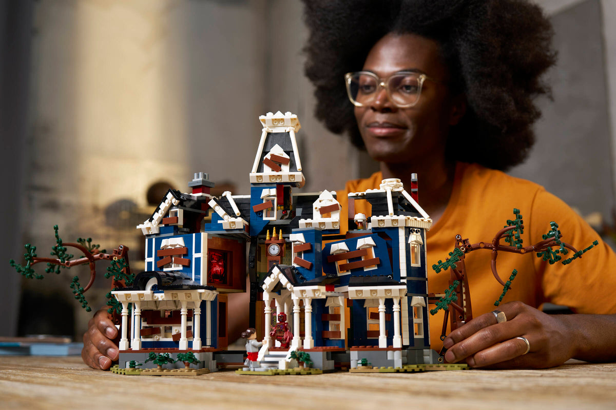 LEGO® Icons – Stranger Things: la casa dei Creel (11370)
