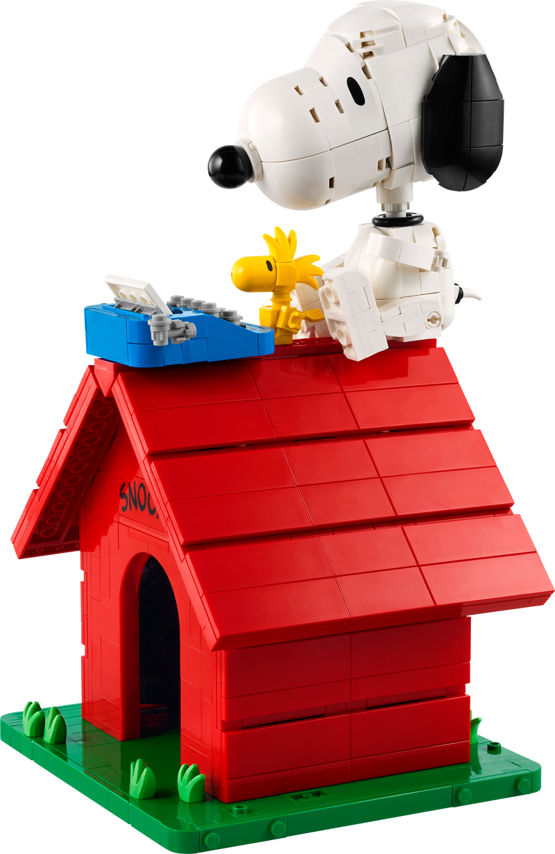 LEGO® Ideas – Peanuts: la cuccia di Snoopy (21368)