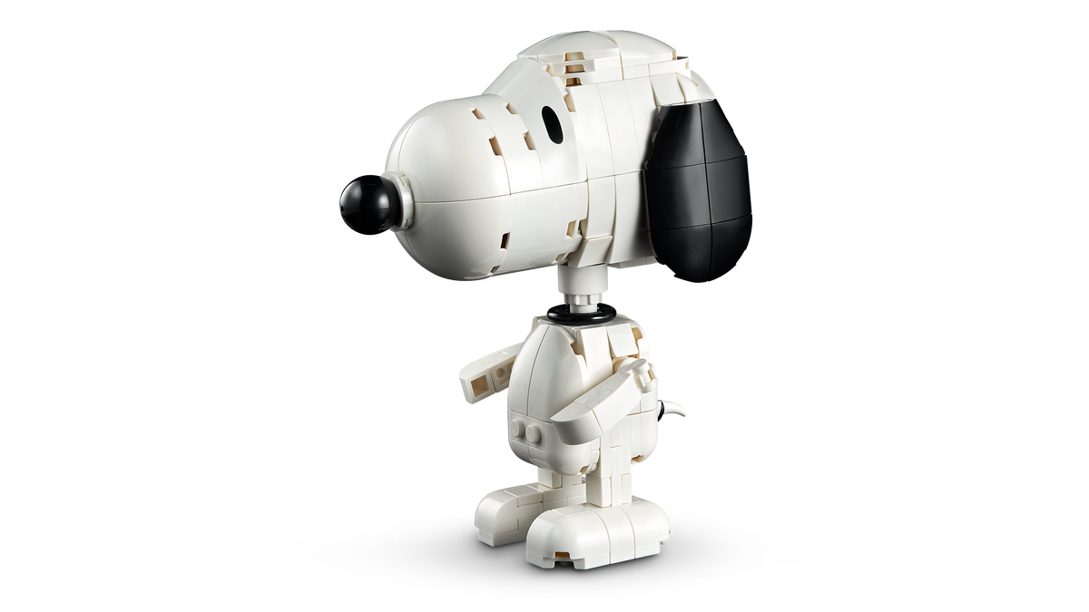 LEGO® Ideas – Peanuts: la cuccia di Snoopy (21368)