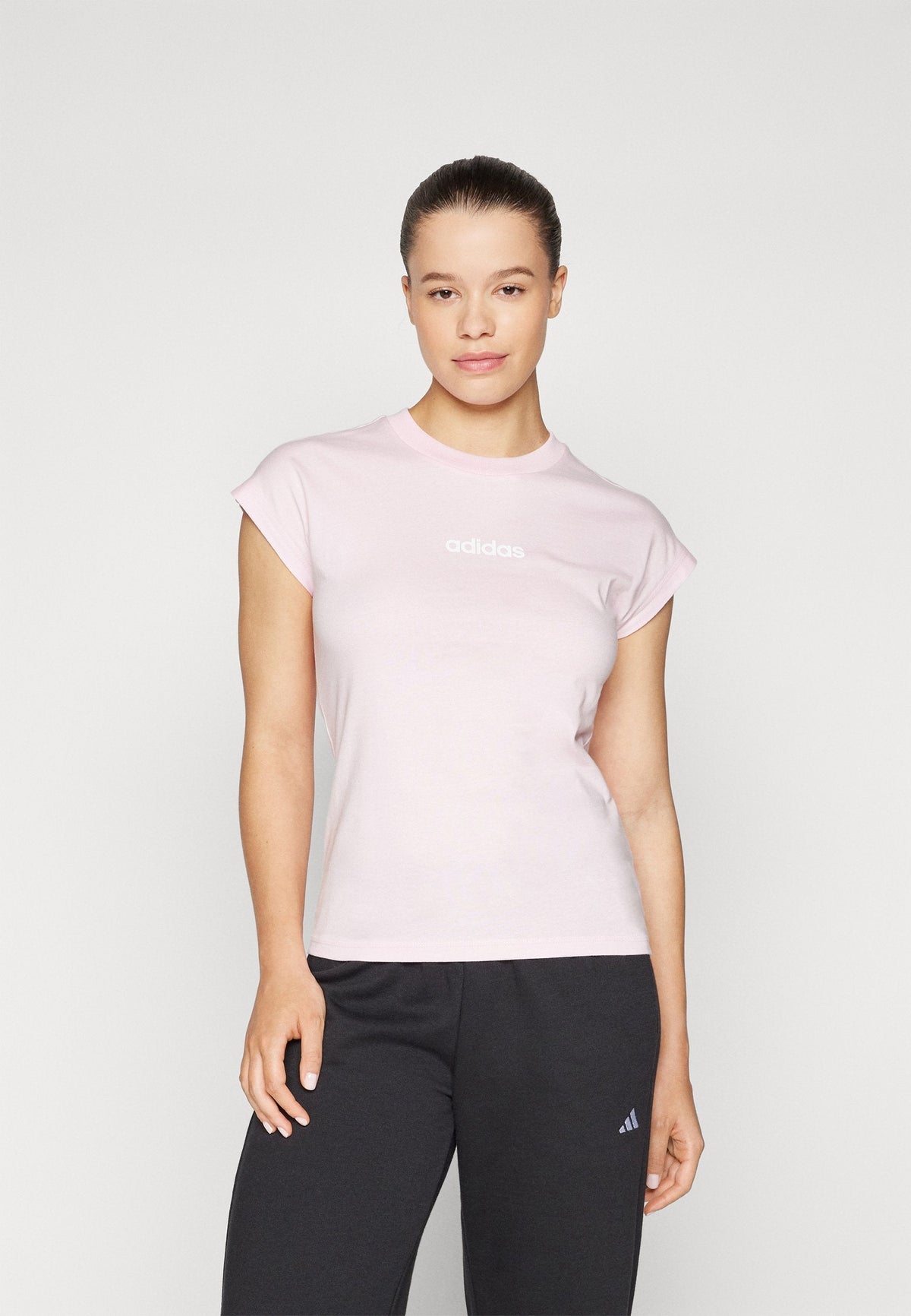 adidas Sportswear Essentials Linear – T-shirt basic Donna