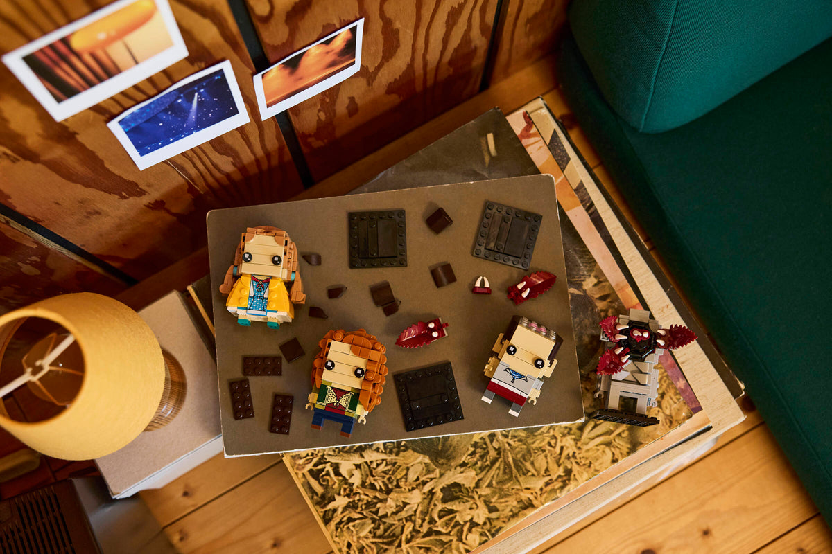 LEGO® BrickHeadz – Personaggi di Undici, Max, Demogorgone e Holly (40879)
