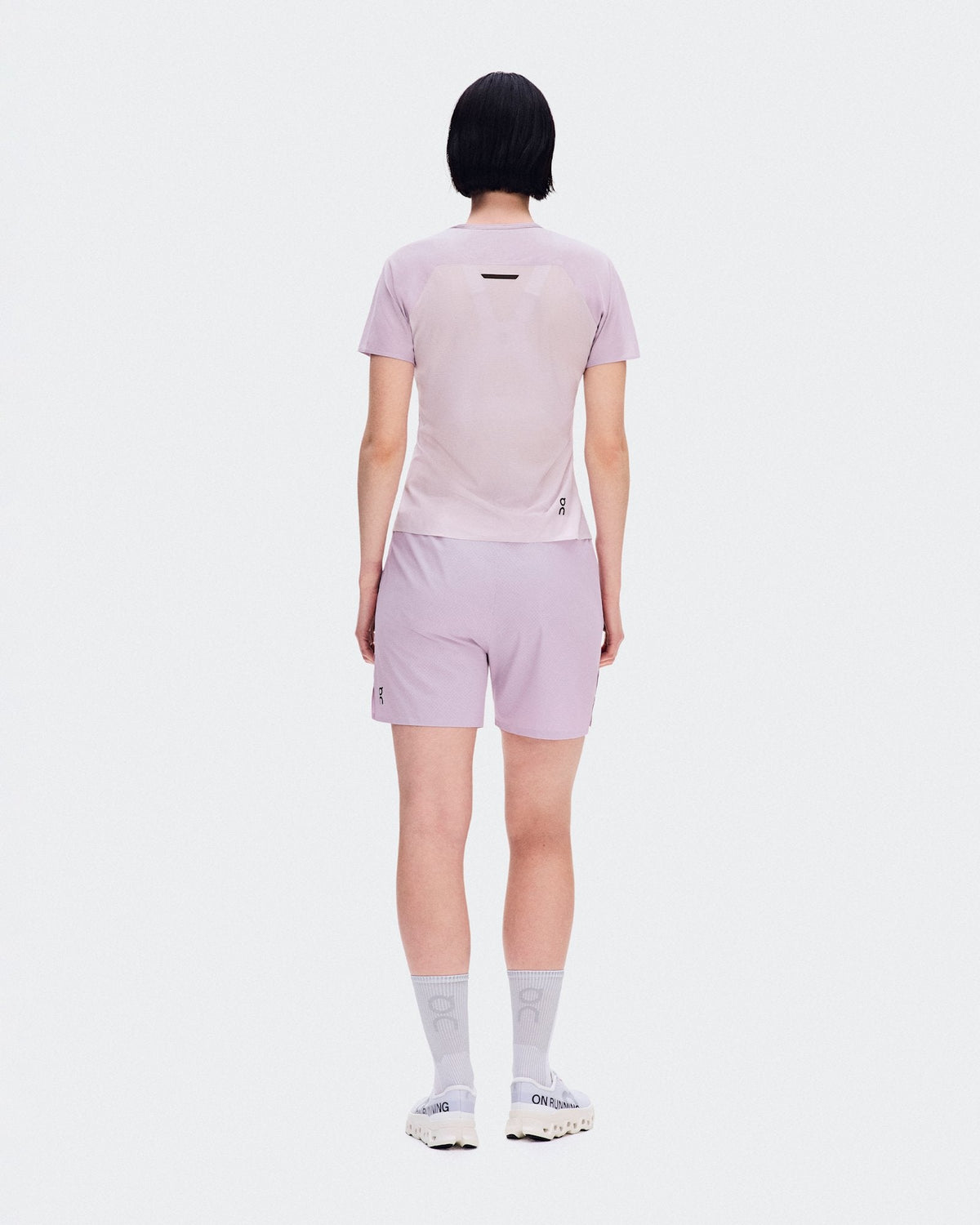 Performance-T Donna