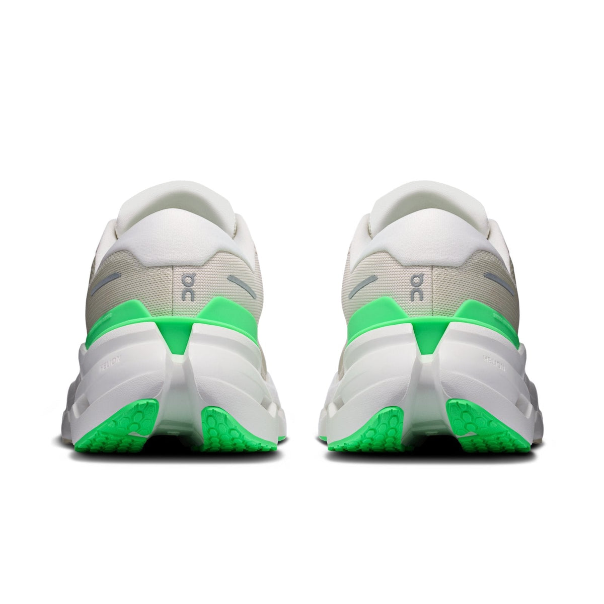 Cloudrunner 3 Donna – Ghost | Verdite