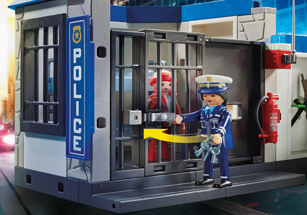 Stazione di polizia e ladro