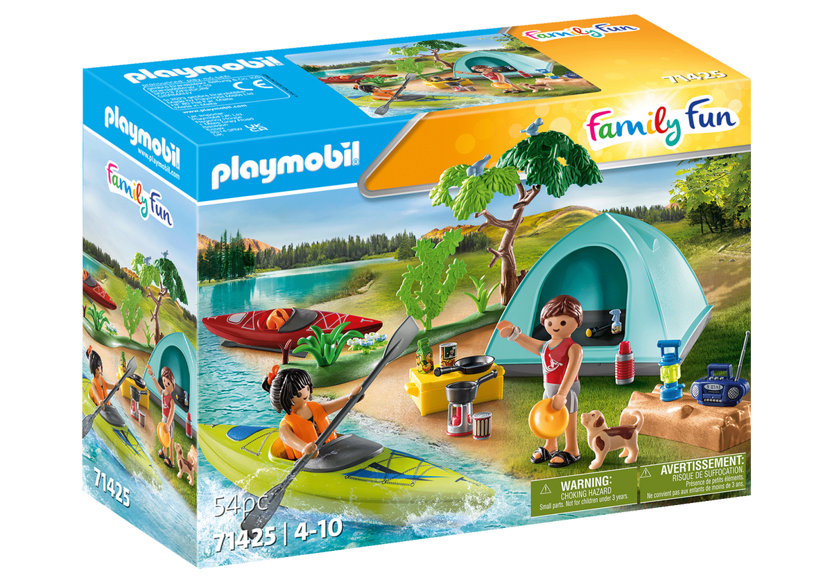 Vacanzieri con tenda da campeggio