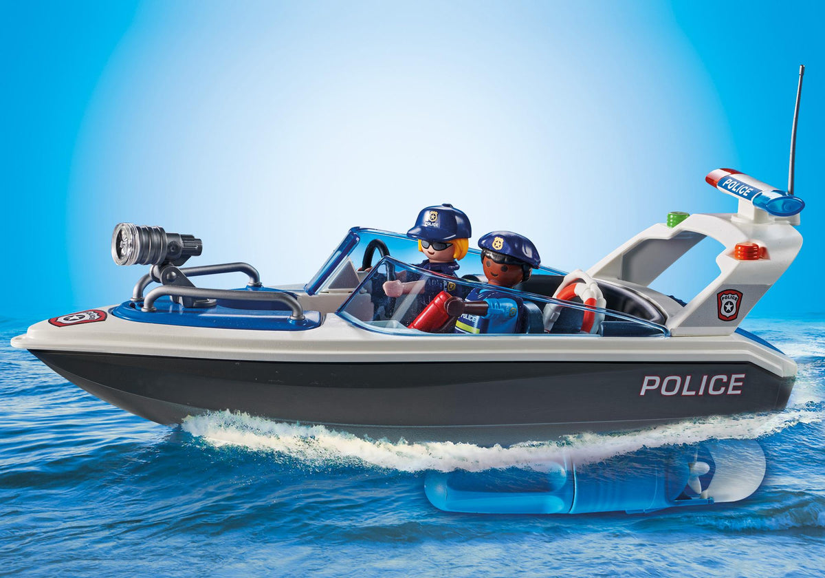 Inseguimento della polizia sull'acqua