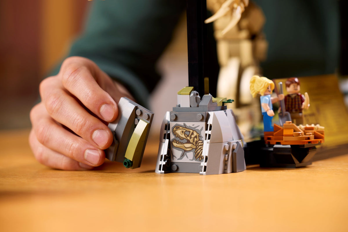 LEGO® Jurassic World – I fossili di dinosauro: il Tyrannosaurus rex (76968)