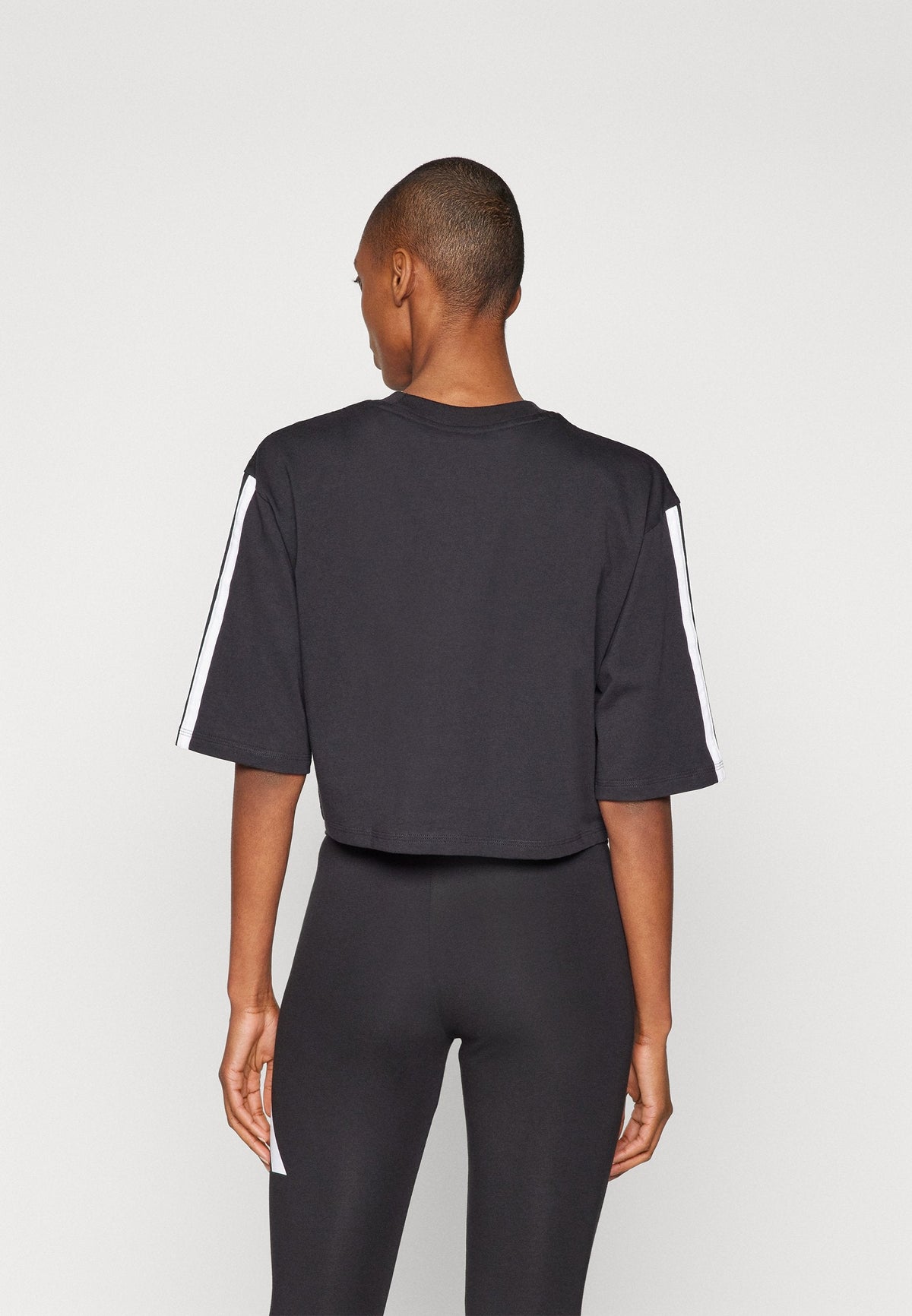 adidas Sportswear Essentials 3 Stripes Loose – T-shirt stampata Donna