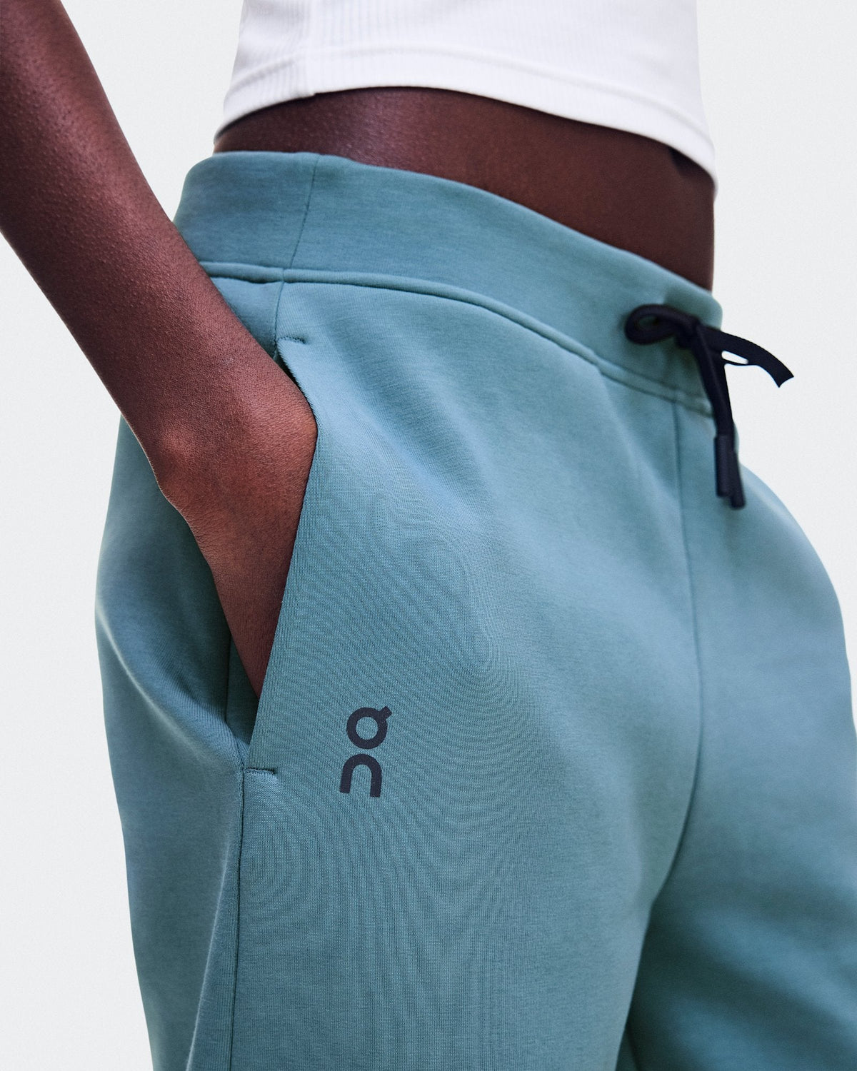 Focus Tech Sweatpants Donna