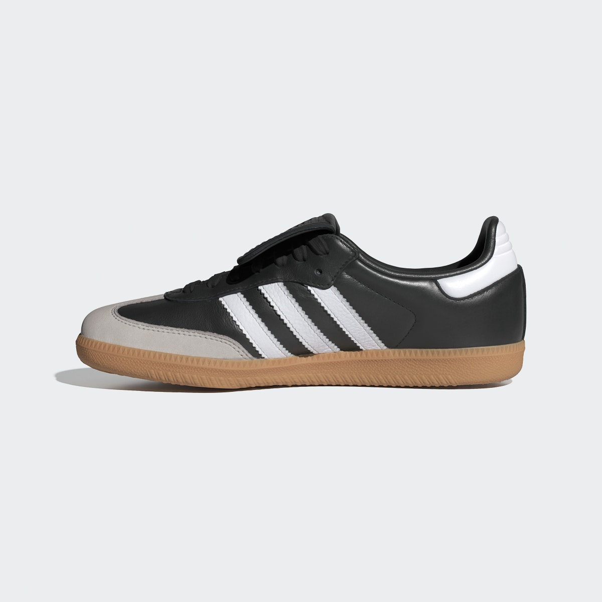 Sneakers Samba LT – Core Black / Cloud White / Gold Metallic