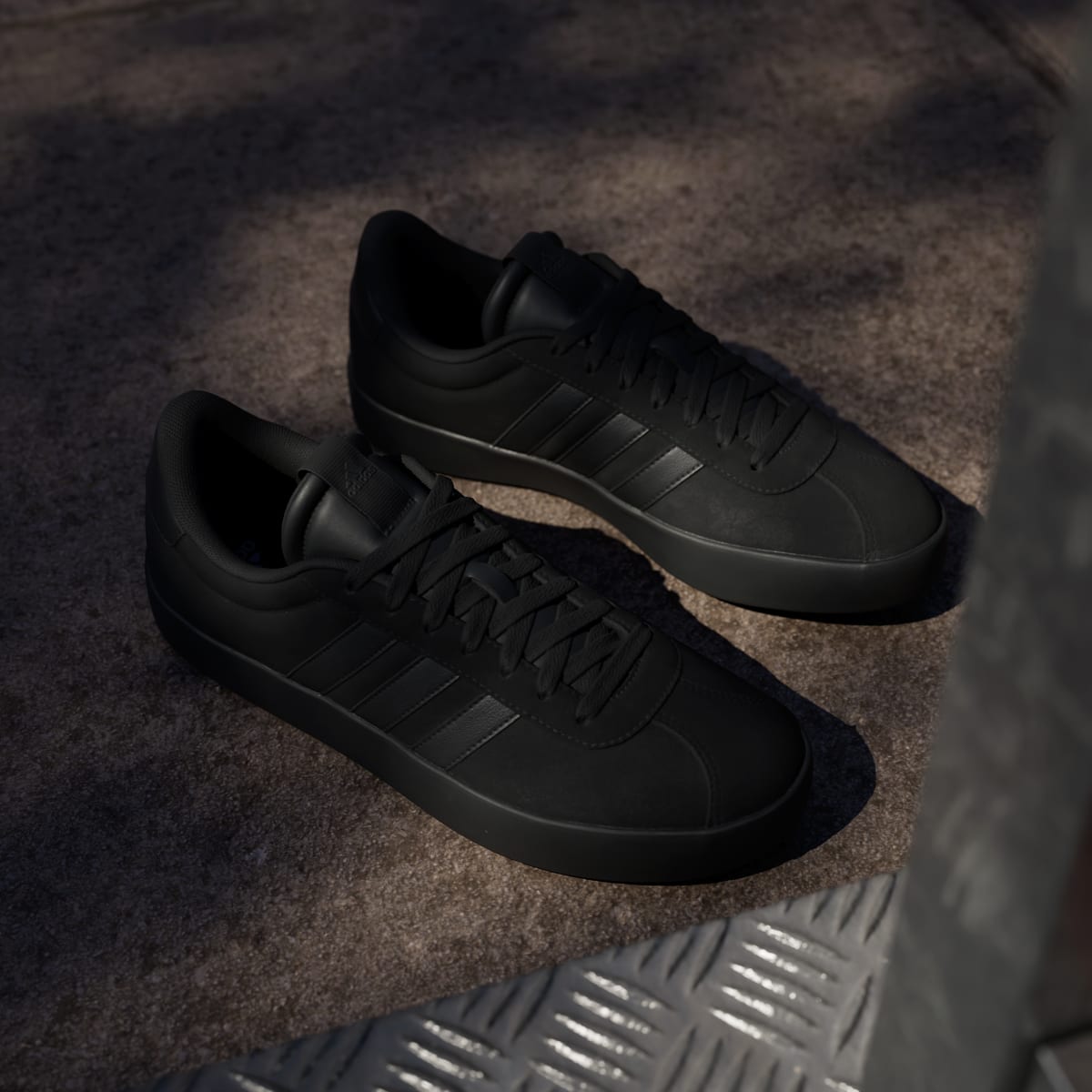 Sneakers VL Court 3.0 – Core Black / Core Black / Core Black