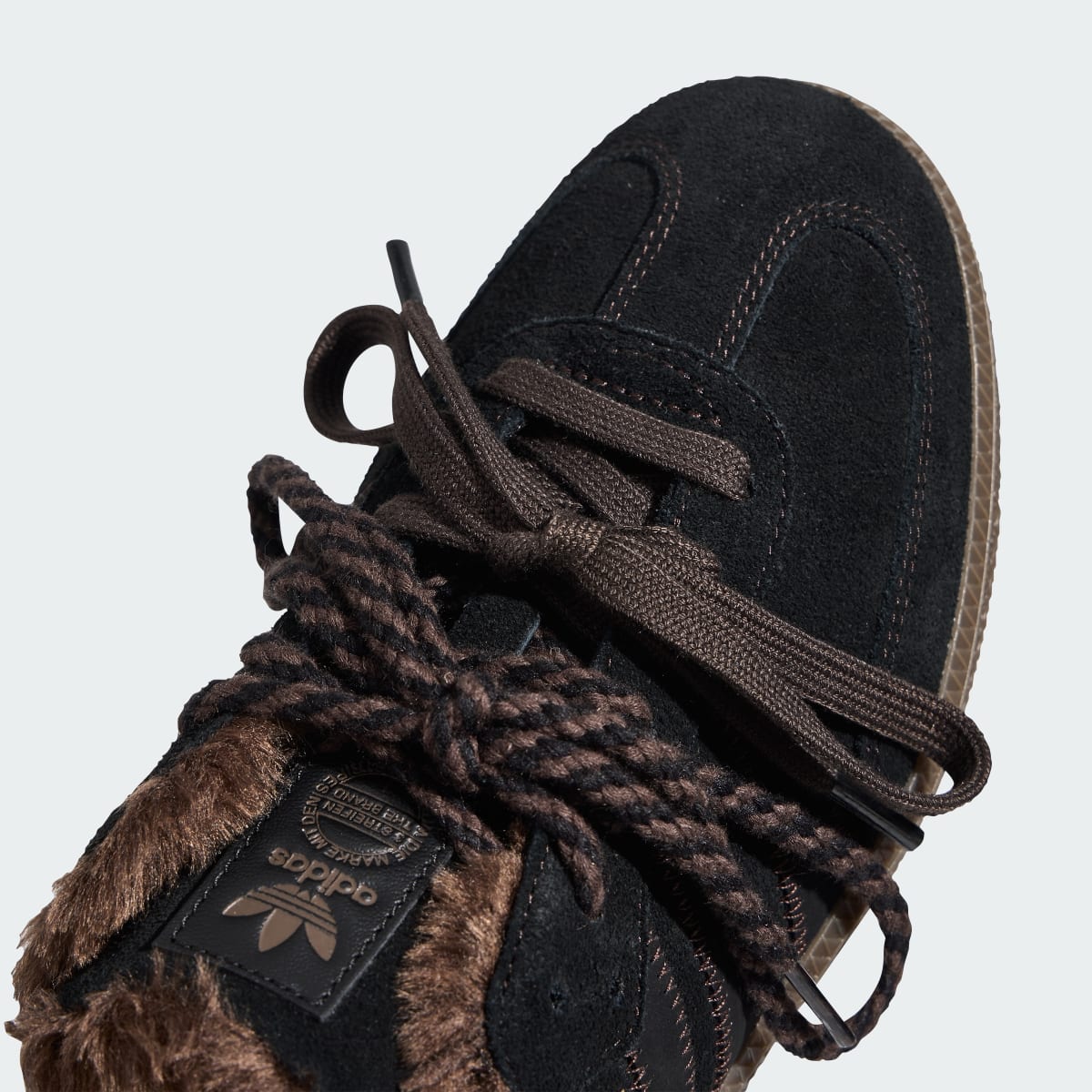 Mule Samba OG Donna – Core Black / Core Black / Dark Brown