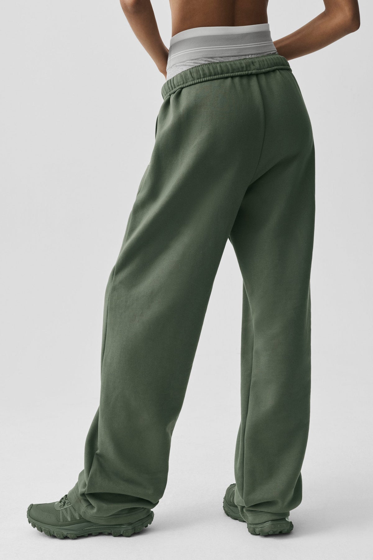 Pantaloni della tuta a gamba dritta Accolade