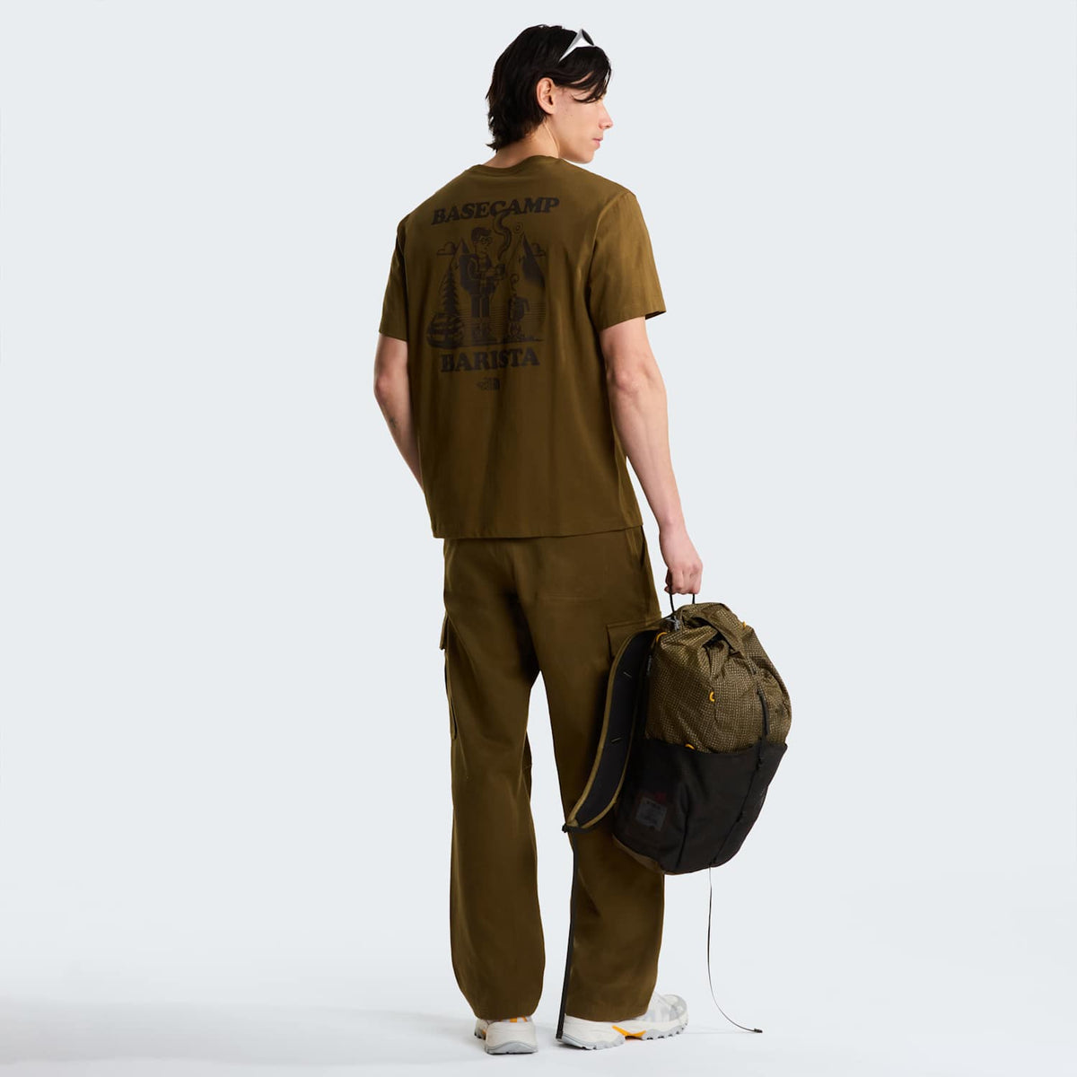 T-shirt grafica casual unisex Basecamp Barista