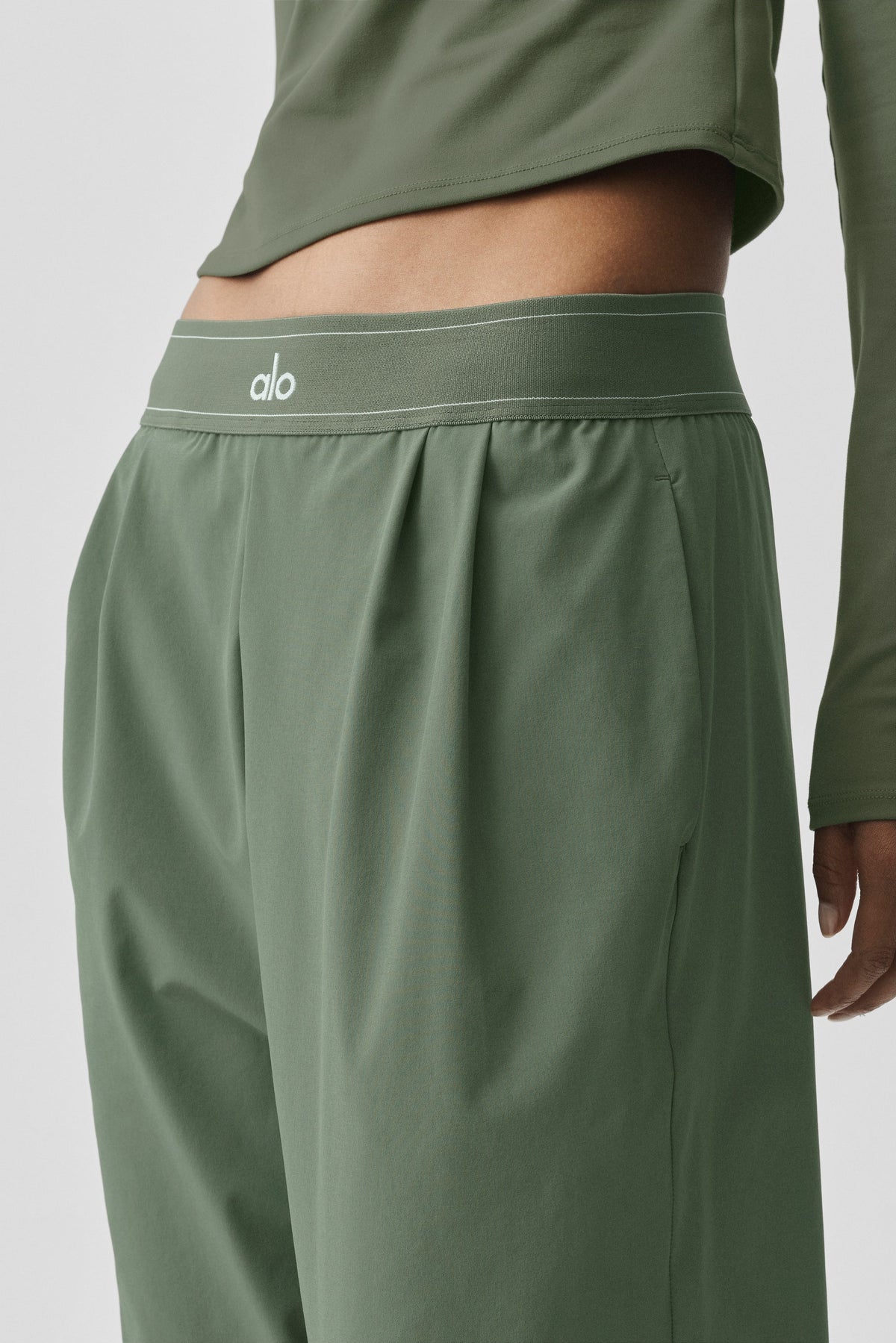 Pantaloni Suit Up (lungo)