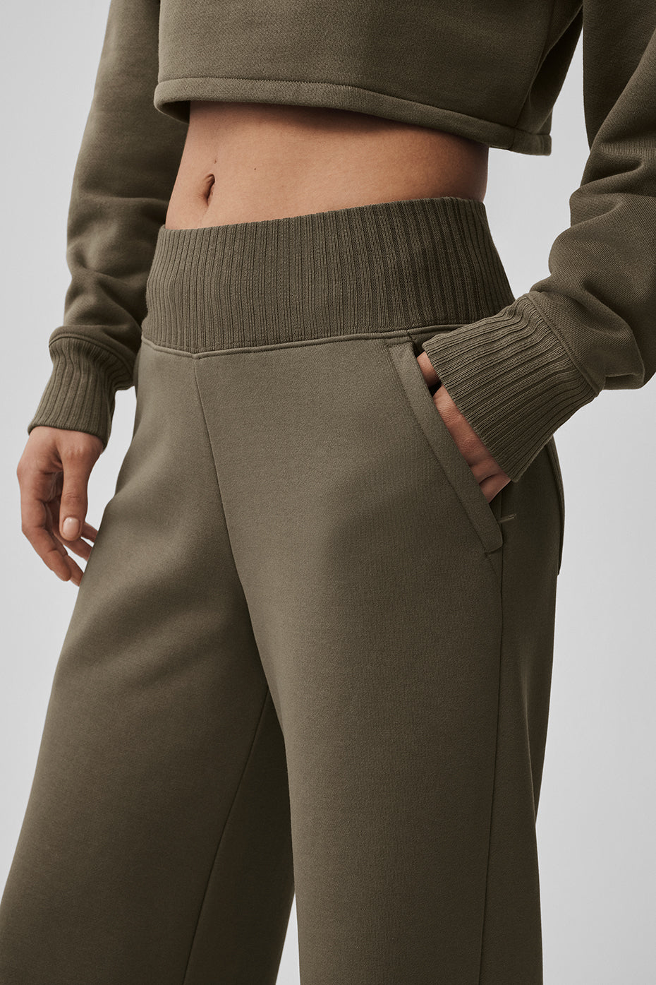 Pantaloni della tuta ampi Serenity
