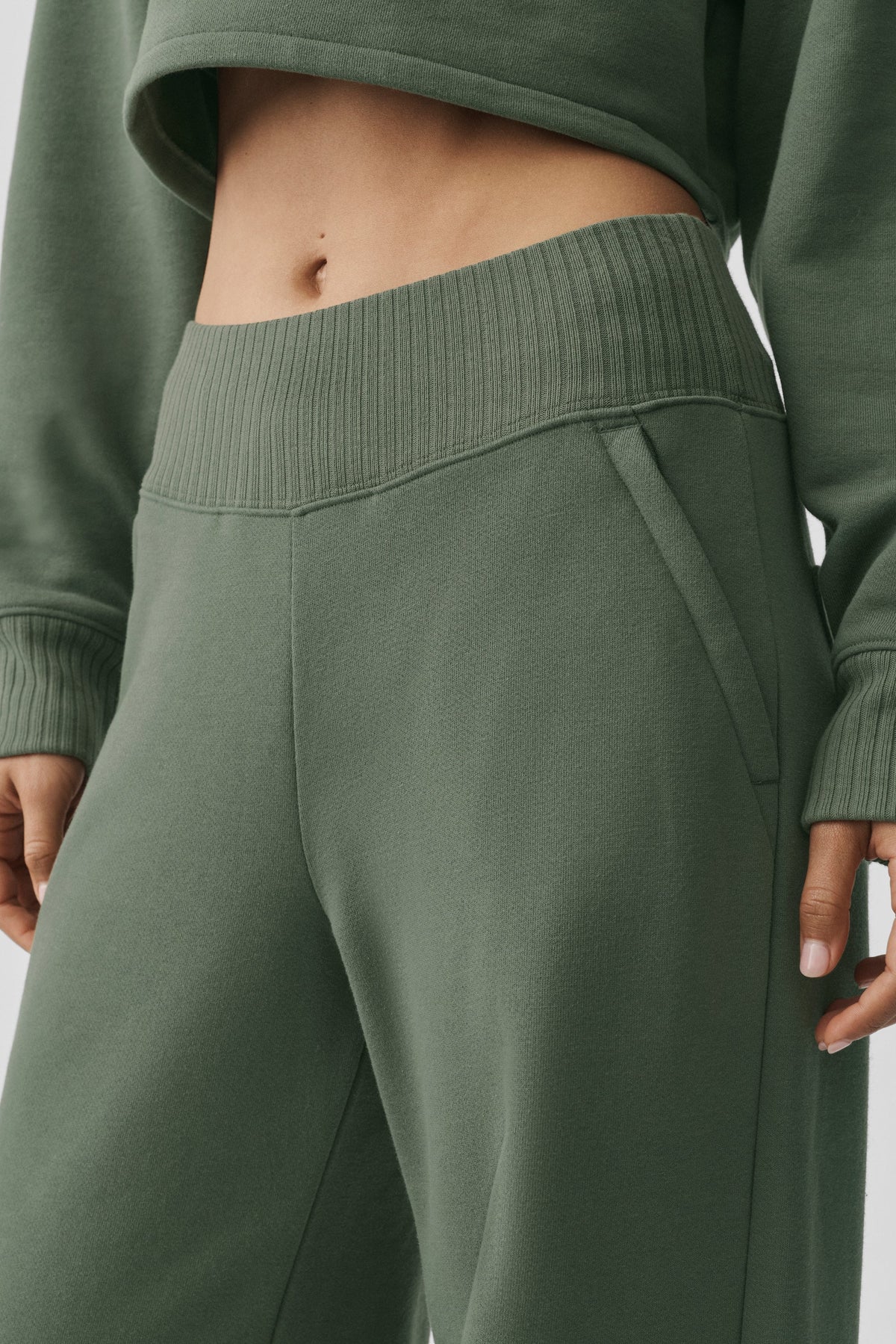 Pantaloni della tuta ampi Serenity