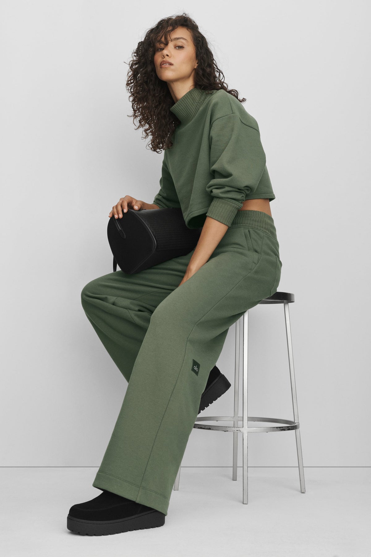 Pantaloni della tuta ampi Serenity