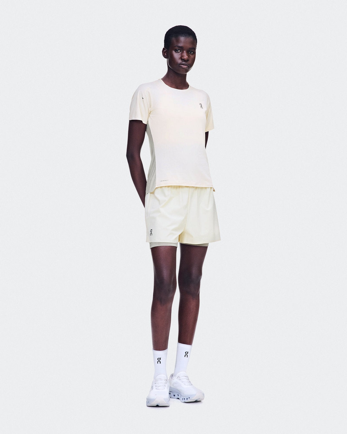 Performance-T Donna