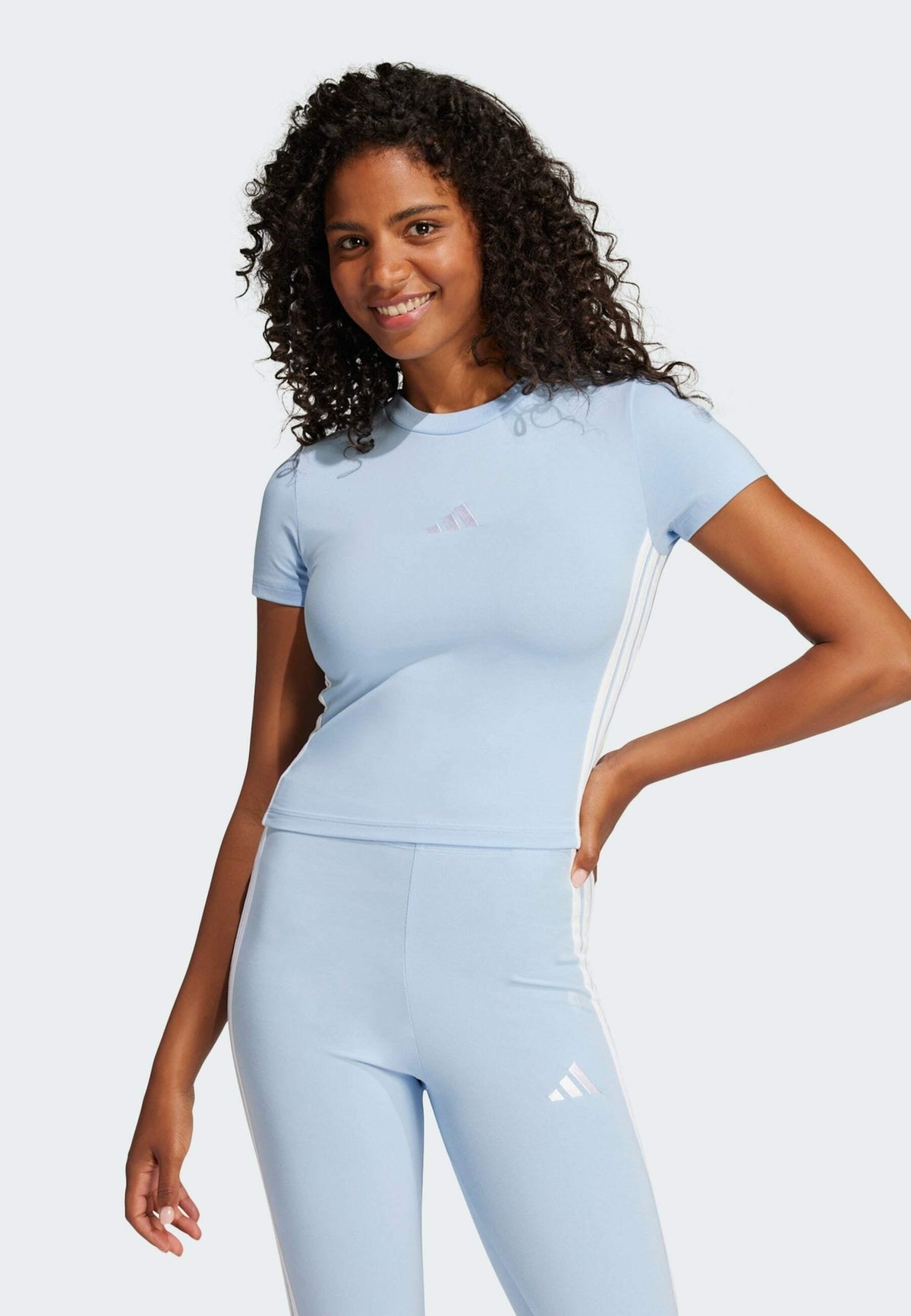 adidas Sportswear Essentials 3 Stripes Slim Baby – T-shirt stampata Donna