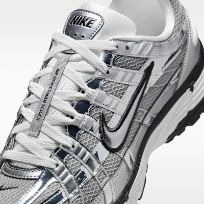 Nike P-6000 – Metallic Silver/Sail/Nero/Metallic Silver