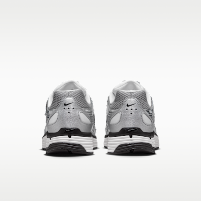 Nike P-6000 – Metallic Silver/Sail/Nero/Metallic Silver