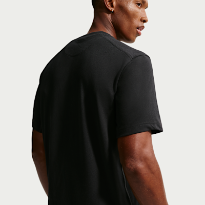 Nike Primary – Top a maniche corte Dri-FIT da Uomo