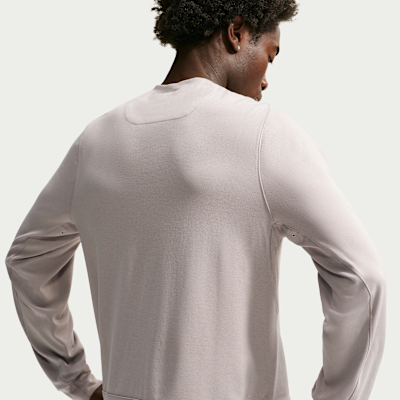 Nike Primary NanoKnit – Maglia a maniche lunghe ad alte prestazioni con protezione UV Dri-FIT da Uomo