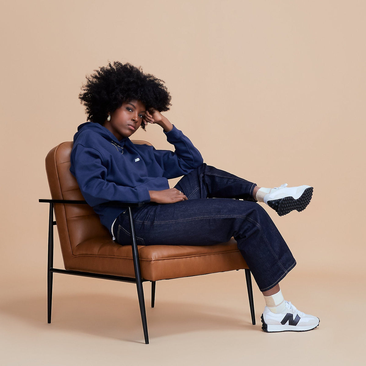 New Balance 327 - Bianco/Nero (MS327CWB)