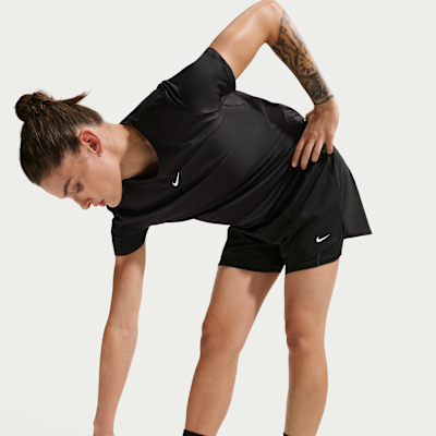 Nike One – Shorts 2 in 1 a vita alta 8 cm Dri-FIT da Donna