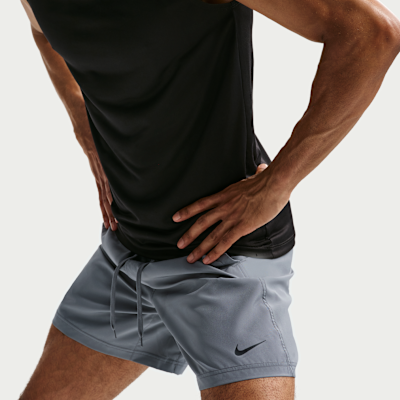 Nike Form – Shorts senza fodera Dri-FIT da 18 cm da Uomo