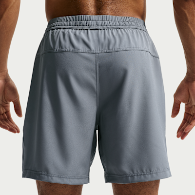 Nike Form – Shorts senza fodera Dri-FIT da 18 cm da Uomo